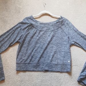 Layer 8 Heather Gray Cropped Long Sleeve Work-out Shirt